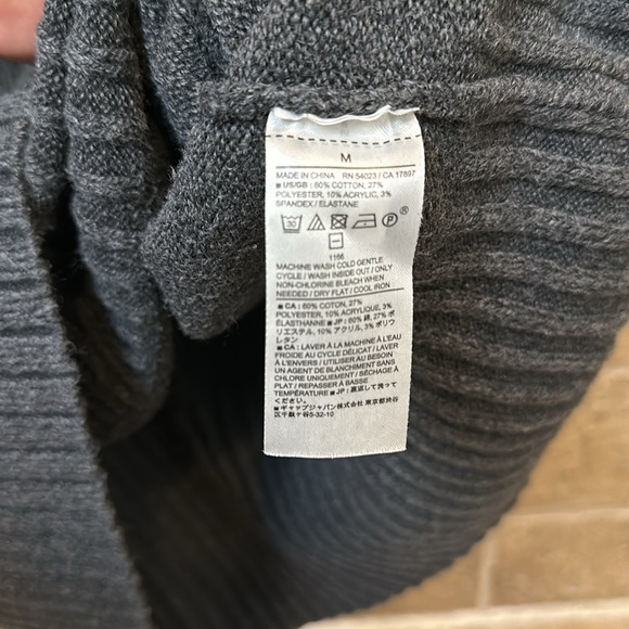 Moc Turtle Neck Sweater Dress Banana Republiclic M - Picture 3 of 3